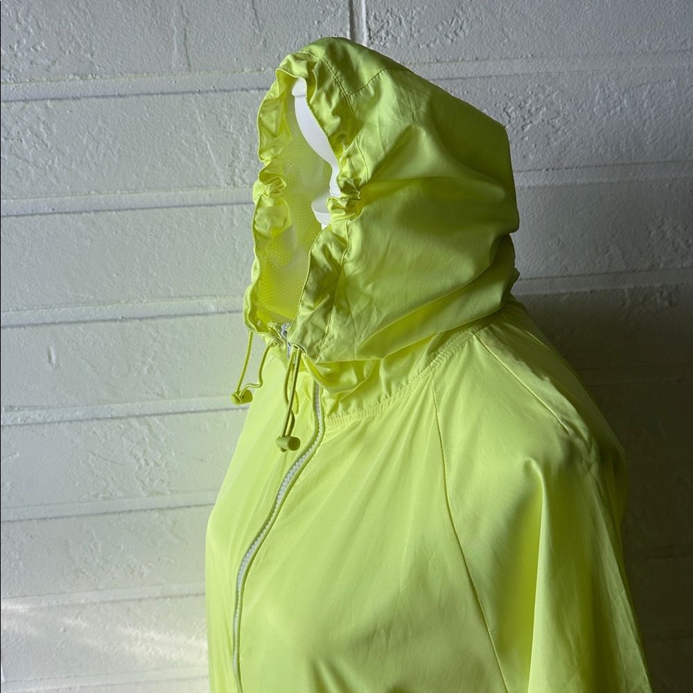 Cotton On Women’s Light Yellow Hooded Windbreaker - Picture 8 of 16